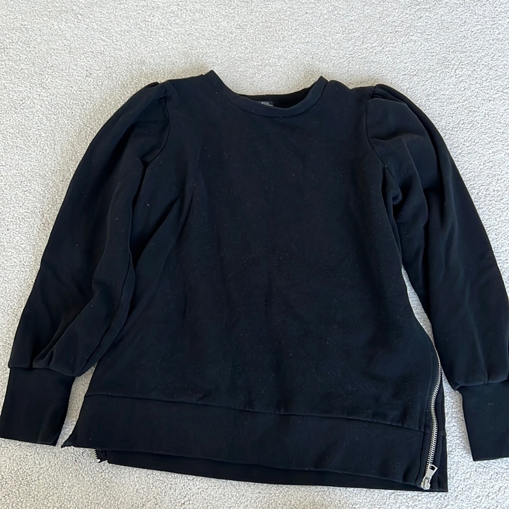 Gap Maternity size Medium side zip black sweatshirt